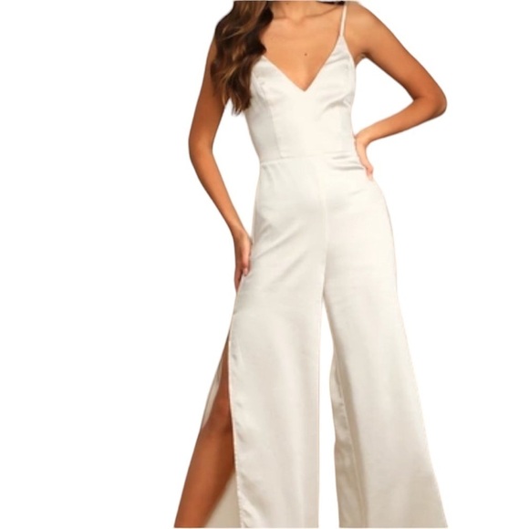 Lulu's Ivory Jumpsuit Pants V-Neck Champagne Satin Slit Leg
New - Picture 4 of 6